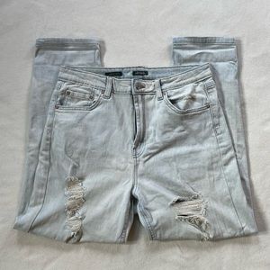 Wild Fable Women’s Distressed Mom Jeans